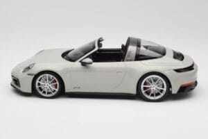 Porsche 911 992 Targa 4 GTS Gri Minichamps 1:18 155061064 Metal - imaginea 3 din 6