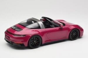 Porsche 911 992 Targa 4 GTS Rubystar Minichamps 1:18 155061066 Metal - imaginea 2 din 6