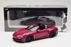 Porsche 911 992 Targa 4 GTS Rubystar Minichamps 1:18 155061066 Metal - imaginea 6 din 6