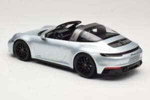 Porsche 911 992 Targa 4 GTS Argintiu Minichamps 1:18 155061061 Metal - imaginea 5 din 6