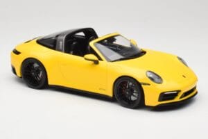 Porsche 911 992 Targa 4 GTS Galben Minichamps 1:18 153061064 Metal - imaginea 4 din 6