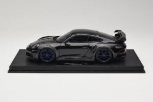 Porsche 911 992 TechArt GTstreet R Negru Cu Jante Albastre TechArt 1:18 REMC009 Rășină