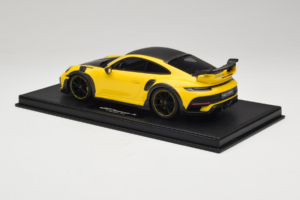 Porsche 911 992 TechArt GTstreet R Galben Cu Jante Negre TechArt 1:18 REMC011 Rășină - imaginea 5 din 6