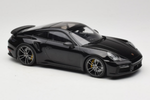 Porsche 911 992 Turbo S Negru Minichamps 1:18 WAP02117BOL002 Metal - imaginea 4 din 6