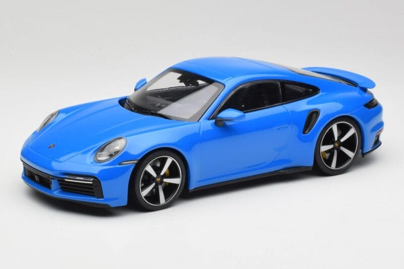 Porsche 911 992 Turbo S Gentian Albastru Minichamps 1:18 155069074 Metal