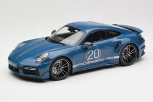 Porsche 911 992 Turbo S Sport Design Package Gentian Blue Metallic Minichamps 1:18 155069170 Metal