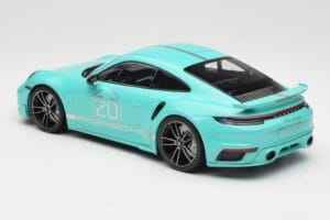 Porsche 911 992 Turbo S Sport Design Package Racing Green Minichamps 1:18 155069175 Metal - imaginea 5 din 6