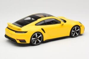 Porsche 911 992 Turbo S Galben Minichamps 1:18 155069071 Metal - imaginea 2 din 6
