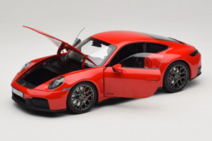Porsche 911 992.2 Carrera 4 GTS Guards Red Norev 1:18 187171 Metal - imaginea 2 din 8