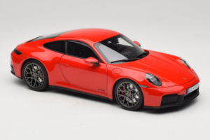Porsche 911 992.2 Carrera 4 GTS Guards Red Norev 1:18 187171 Metal - imaginea 6 din 8