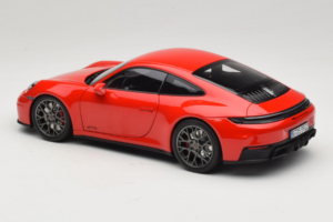 Porsche 911 992.2 Carrera 4 GTS Guards Red Norev 1:18 187171 Metal - imaginea 7 din 8