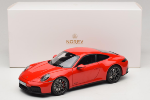Porsche 911 992.2 Carrera 4 GTS Guards Red Norev 1:18 187171 Metal - imaginea 8 din 8