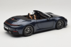 Porsche 911 992.2 Carrera Cabriolet Yachting Blue Norev 1:18 187180 Metal - imaginea 3 din 8