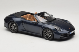 Porsche 911 992.2 Carrera Cabriolet Yachting Blue Norev 1:18 187180 Metal - imaginea 6 din 8