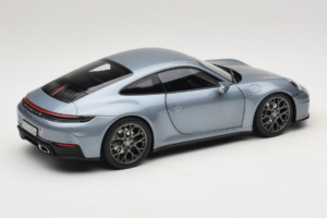 Porsche 911 992.2 Carrera Polar Silver Metallic Norev 1:18 187170 Metal - imaginea 3 din 8
