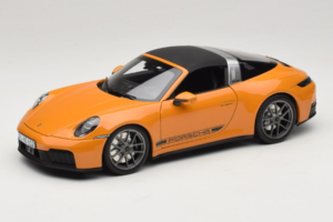 Porsche 911 992.2 Targa 4 GTS Bahama Yellow Norev 1:18 187190 Metal - imaginea 3 din 10