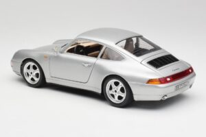 Porsche 911 993 Carrera Argintiu Bburago 1:18 3050-M1 Metal - imaginea 4 din 8