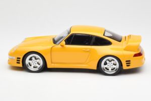 RUF CTR2 993 Sport Galben GT Spirit 1:18 GT141 Rășină - imaginea 3 din 6