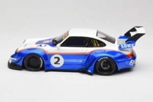 Porsche 911 993 RWB X Liberty Walk Alb Cu Albastru GT Spirit 1:18 GT530 Rășină - imaginea 3 din 8