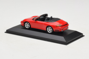 Porsche 911 996 Carrera 4S Cabriolet Roșu Minichamps 1:43 400062831 Metal - imaginea 3 din 4