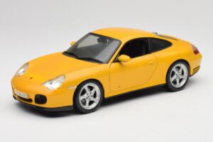 Porsche 911 996 Carrera 4S Galben Maisto 1:18 WAP02101610 Metal
