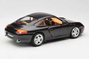 Porsche 911 996 Carrera Negru Bburago 1:18 3385-M2 Metal - imaginea 3 din 8