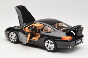 Porsche 911 996 Carrera Negru Bburago 1:18 3385-M2 Metal - imaginea 5 din 8
