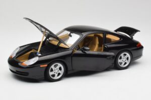 Porsche 911 996 Carrera Negru Gate 1:18 1043 Metal - imaginea 2 din 8