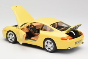 Porsche 911 996 Carrera Galben Bburago 1:18 30085-M1 Metal - imaginea 5 din 8