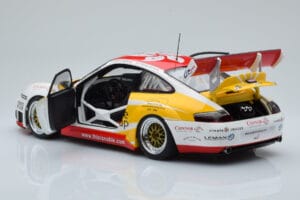 Porsche 911 996 GT3 RSR #68 M. Marsh FIA GT Zhuhai 2005 AUTOart 1:18 80582 Metal - imaginea 5 din 8