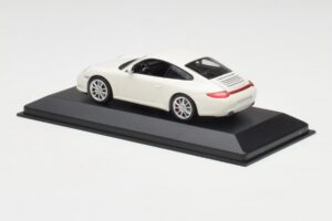 Porsche 911 997 Carrera 4S Carrara Alb Minichamps 1:43 403066431 Metal - imaginea 3 din 4