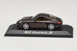 Porsche 911 997 Carrera S Brown Metallic Minichamps 1:43 WAP02001318 Metal