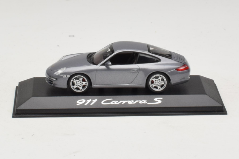 Porsche 911 997 Carrera S Grey Metallic Minichamps 1:43 Porsche 911 997 Carrera S Grey Metallic Minichamps 1:43 WAP02011615-P1 Metal