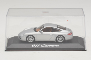 Porsche 911 997 Carrera Silver Metallic Minichamps 1:43 WAP02001218 Metal - imaginea 4 din 5