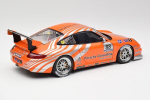 Porsche 911 997 GT3 R #88 Porsche Consulting 2005 AUTOart 1:18 77821 Metal - imaginea 3 din 8