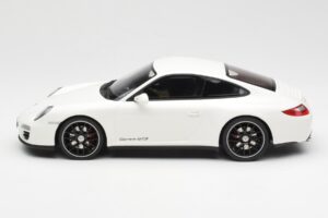 Porsche 911 997 GTS Alb GT Spirit 1:18 GT287 Rășină - imaginea 3 din 6