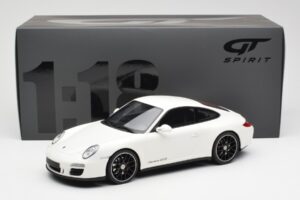 Porsche 911 997 GTS Alb GT Spirit 1:18 GT287 Rășină - imaginea 6 din 6