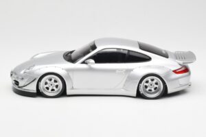 Porsche 911 997 RWB Abu Dhabi IXO 1:18 18CMC166 Metal - imaginea 3 din 6