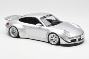 Porsche 911 997 RWB Abu Dhabi IXO 1:18 18CMC166 Metal - imaginea 4 din 6