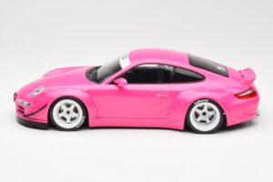 Porsche 911 997 RWB Roz IXO 1:18 18CMC167 Metal - imaginea 3 din 5