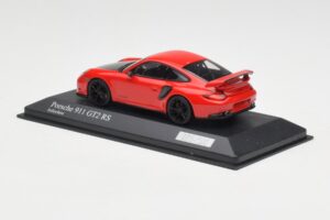 Porsche 911 997.2 GT2 RS Roșu cu Jante Negre Minichamps 1:43 400069407 Metal - imaginea 3 din 4