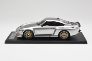 Porsche 911 930 Almeras Biturbo 3.3 Argintiu Kess 1:18 KE18005B Rășină - imaginea 3 din 6