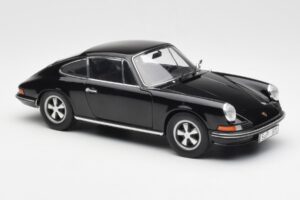 Porsche 911 S Negru Schuco 1:18 450047200 Metal - imaginea 6 din 8