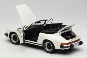 Porsche 911 SC Cabriolet Alb Minichamps 1:18 100063031 Metal - imaginea 5 din 8