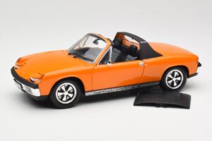 Porsche 914/6 Portocaliu Revell 1:18 08864 Metal