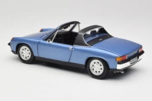 Porsche 914 Albastru Revell 1:18 08975 Metal - imaginea 7 din 8