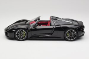 Porsche 918 Spyder Bazalt Negru Metalizat Minichamps 1:18 110062431 Metal - imaginea 4 din 8
