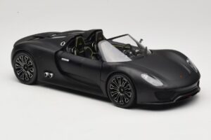 Porsche 918 Spyder Matte Black Minichamps 1:18 110060031 Metal - imaginea 6 din 8