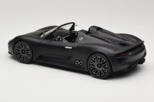 Porsche 918 Spyder Matte Black Minichamps 1:18 110060031 Metal - imaginea 7 din 8