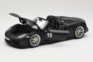 Porsche 918 Spyder Weissach Package Matt Black Minichamps 1:18 110062444 Metal - imaginea 2 din 8